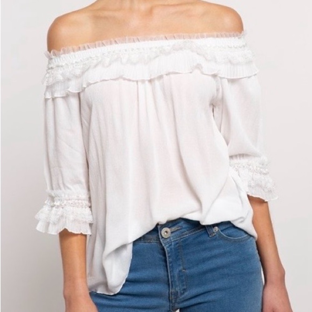 POL Off The Shoulder Top White Lace Ruffle Girly CottageCore Fairy Whimsical L